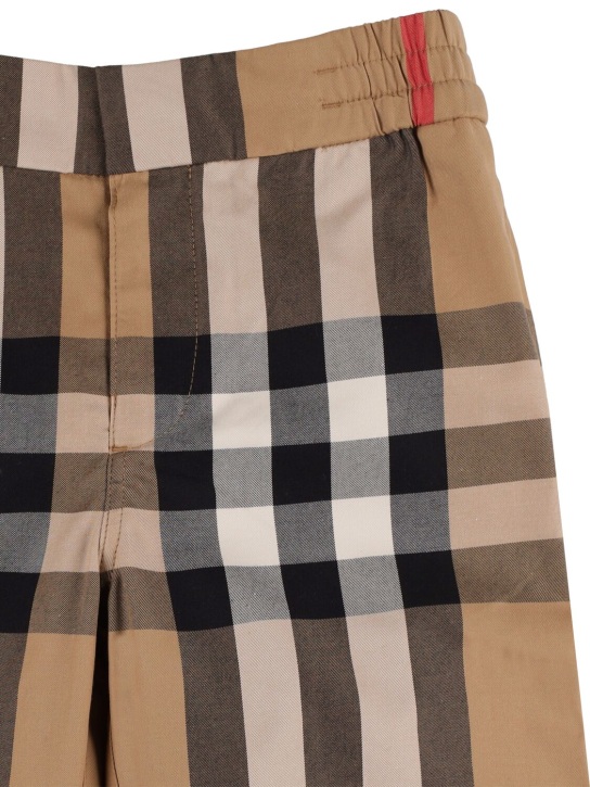 Burberry: Check print cotton shorts - Beige/Schwarz - kids-boys_1 | Luisa Via Roma
