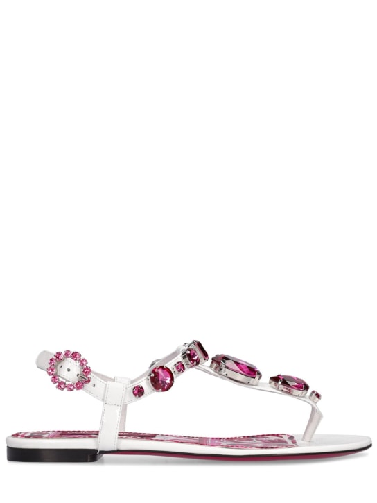 Dolce&Gabbana: 10mm 에나멜 가죽 T바 샌들 - 화이트/자홍색 - women_0 | Luisa Via Roma