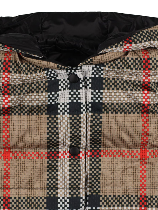 Burberry: Quilted Check print down vest - Beige - kids-boys_1 | Luisa Via Roma