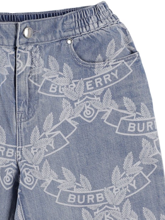 Burberry: Jeans in denim di cotone con logo - Denim - kids-girls_1 | Luisa Via Roma