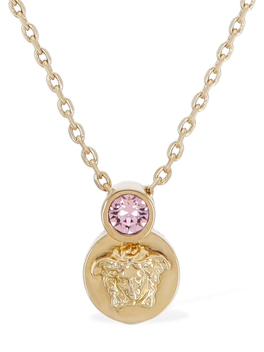 Versace: Medusa crystal charm necklace - Altın/Pembe - women_0 | Luisa Via Roma