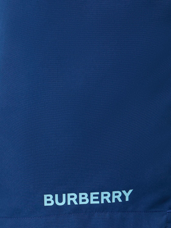 Burberry: Short de bain imprimé logo Martin - Rich Navy - men_1 | Luisa Via Roma