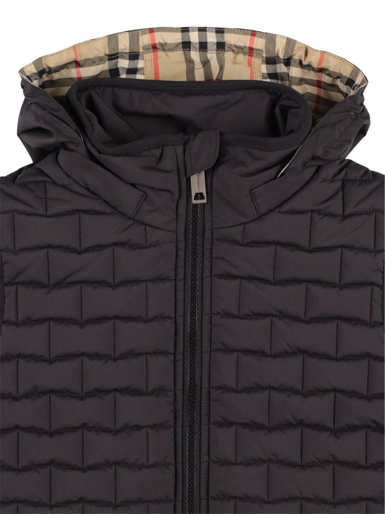 Burberry: Quilted puffer vest - Black - kids-boys_1 | Luisa Via Roma