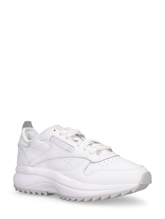 Reebok Classics: Classic Leather SP Extra スニーカー - Footwear White - women_2 | Luisa Via Roma
