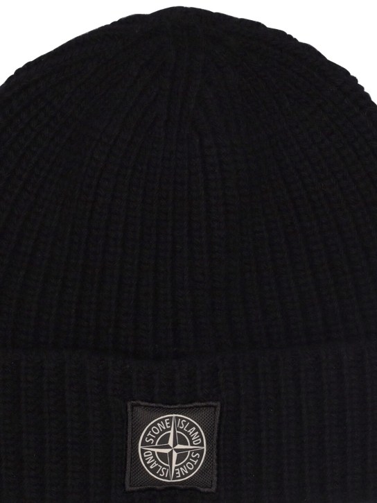 Stone Island: Logo-Mütze mit Patch - men_2 | Luisa Via Roma