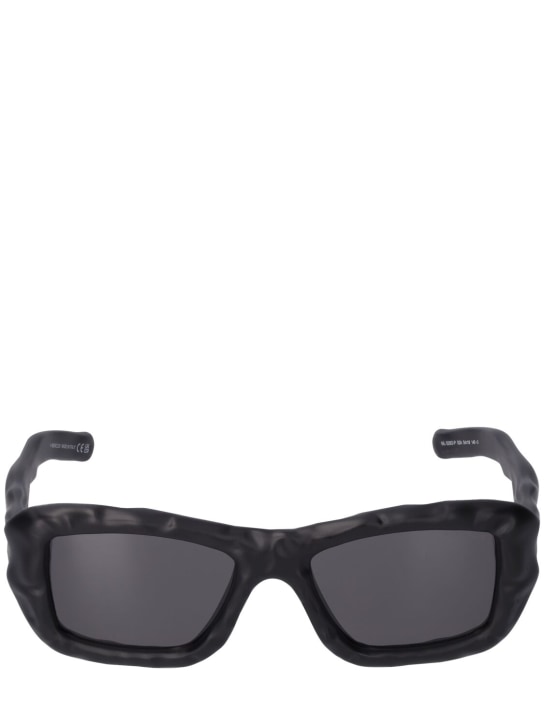 Moncler: Moncler x Salehe Bembury sunglasses - Black - women_0 | Luisa Via Roma
