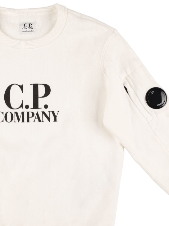 C.P. Company: 프린트 로고 코튼 스웻셔츠 - 화이트 - kids-boys_1 | Luisa Via Roma