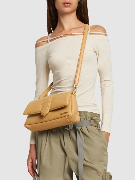 Jacquemus: Le Bambimou leather shoulder bag - Camel - women_1 | Luisa Via Roma