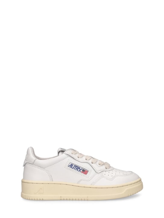 Autry: Medalist low lace-up sneakers - White - kids-boys_0 | Luisa Via Roma