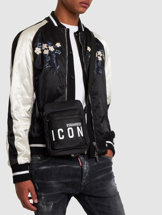 Dsquared2: Sac bandoulière moyen en tissu tech imprimé Icon - men_1 | Luisa Via Roma