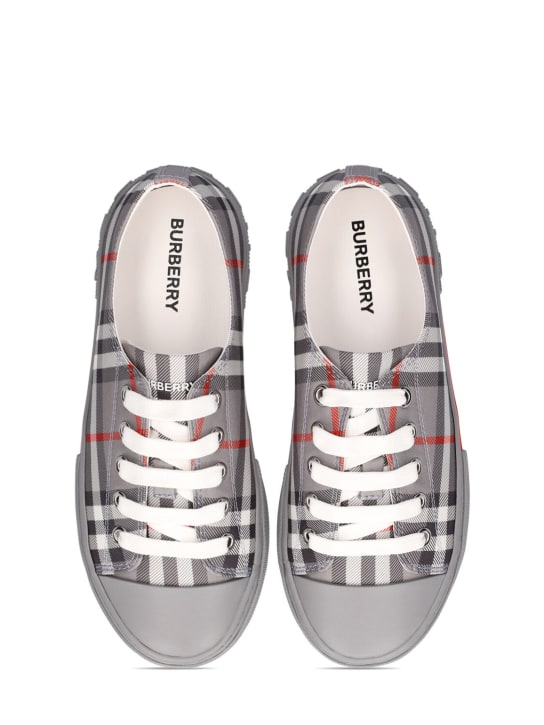 Burberry: Check print cotton lace-up sneakers - Grey - kids-girls_1 | Luisa Via Roma