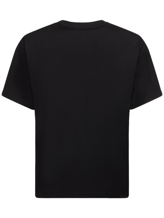 Burberry: T-Shirt mit Stickerei „Tempah“ - Schwarz - men_4 | Luisa Via Roma