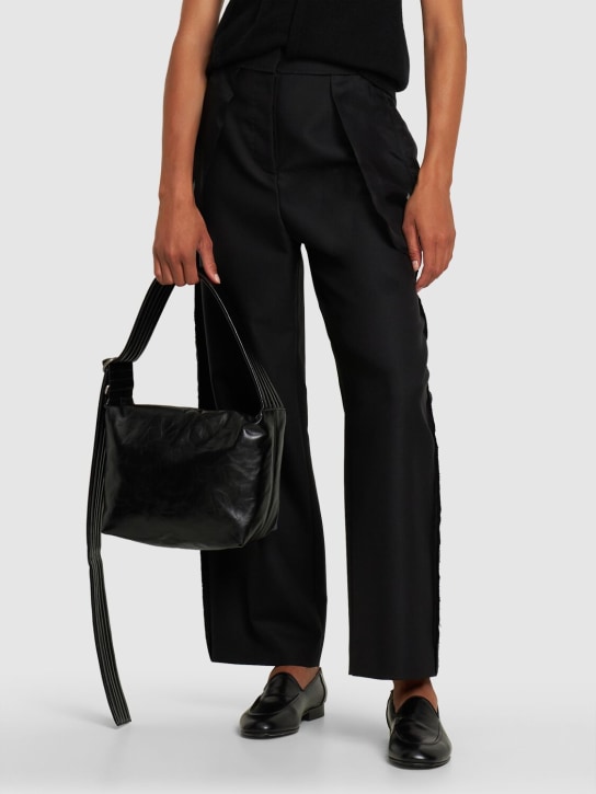 Jil Sander: Leather shoulder bag - Black - women_1 | Luisa Via Roma