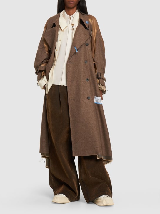 Mihara Yasuhiro: Trench-coat en laine mélangée - Marron - women_1 | Luisa Via Roma