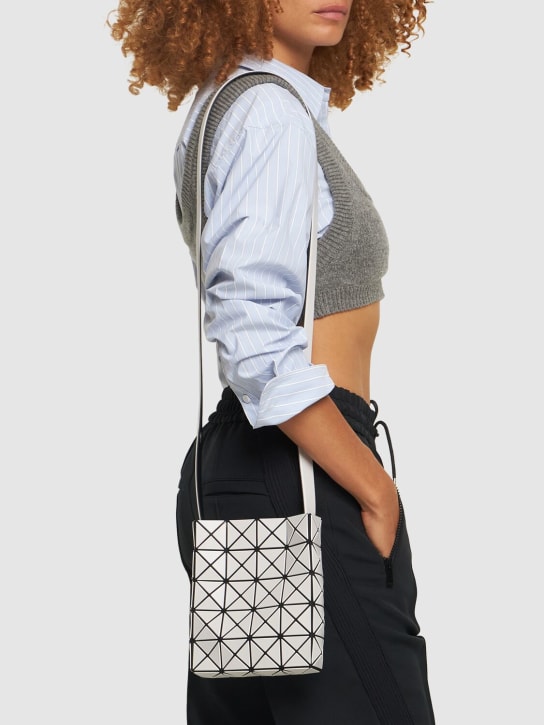 Bao Bao Issey Miyake: Matte Prism shoulder bag - Açık Gri - women_1 | Luisa Via Roma