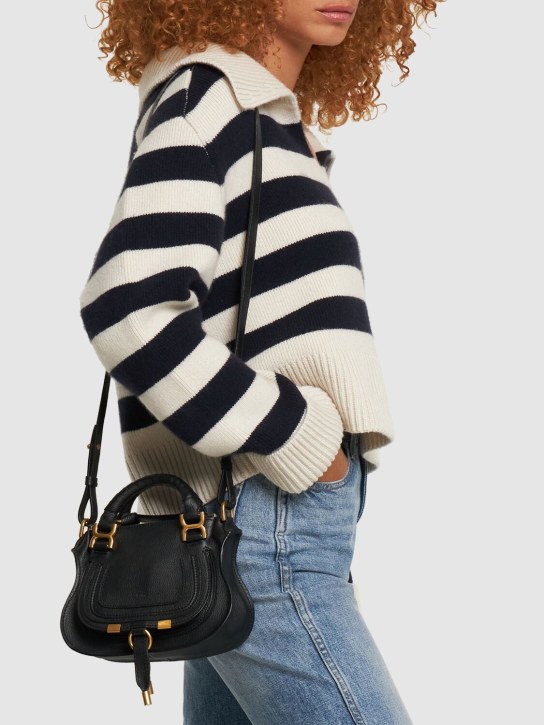 Chloé: Mini Marcie leather top handle bag - Siyah - women_1 | Luisa Via Roma