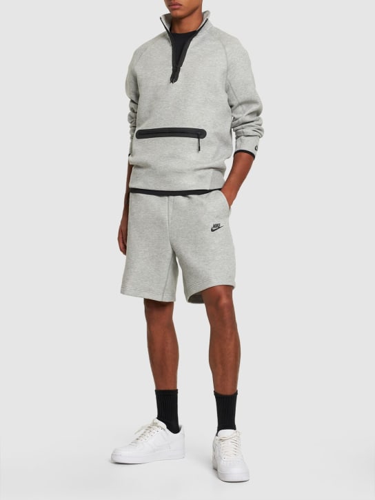 Nike: Shorts de Tech Fleece - men_1 | Luisa Via Roma