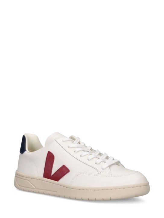 Veja: V-12 sneakers - White Marsala - men_2 | Luisa Via Roma