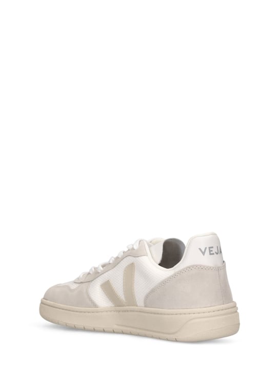 Veja: V-10 sneakers - White/Natural/Pearl - men_3 | Luisa Via Roma