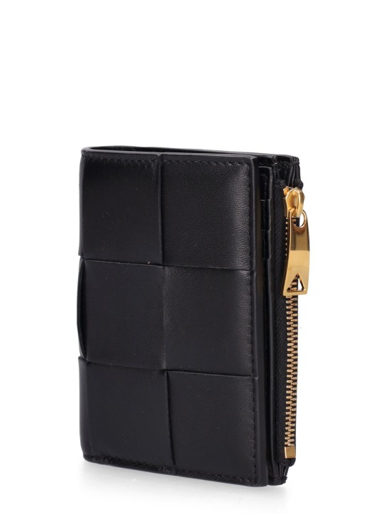 Bottega Veneta: Petit portefeuille zippé à deux volets en cuir - Noir - women_1 | Luisa Via Roma
