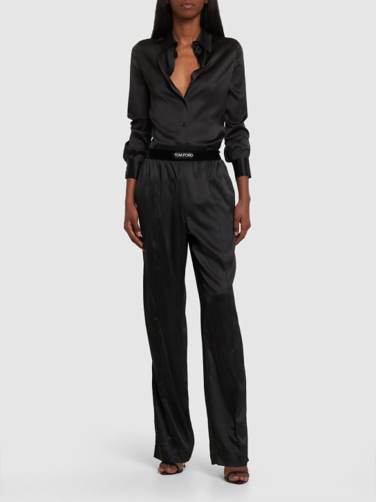 Tom Ford: Camisa ajustada de satén de seda stretch - Negro - women_1 | Luisa Via Roma