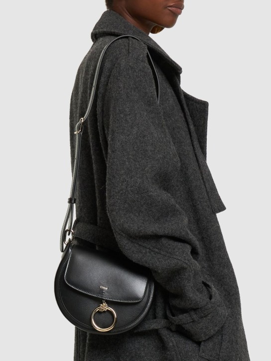 Chloé: Petit sac porté épaule en cuir Arlene - women_1 | Luisa Via Roma