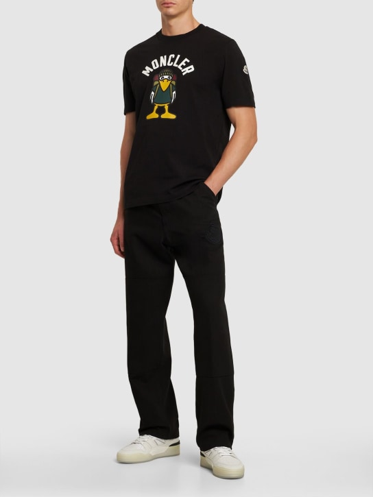 Moncler: Logo cotton jersey t-shirt - Siyah - men_1 | Luisa Via Roma
