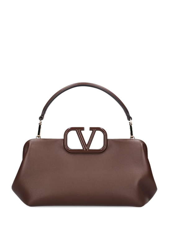 Valentino Garavani: Petit sac en cuir nappa V Logo - Cacao - women_0 | Luisa Via Roma