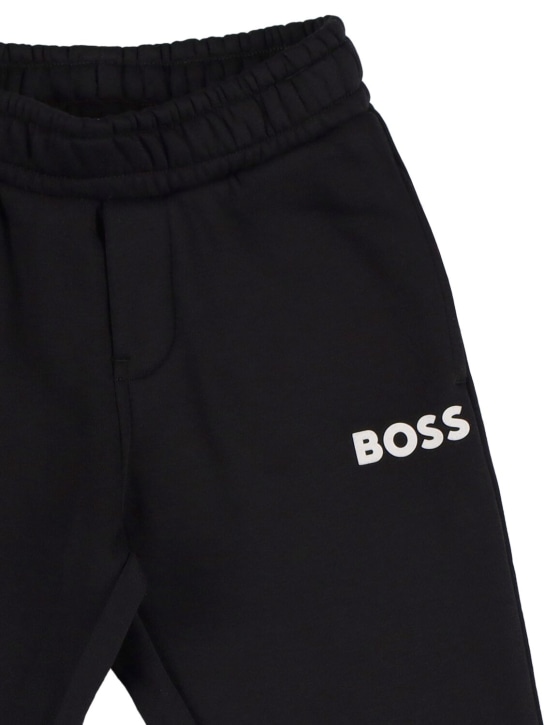 Boss: Pantalon en coton à logo caoutchouté - Noir - kids-boys_1 | Luisa Via Roma