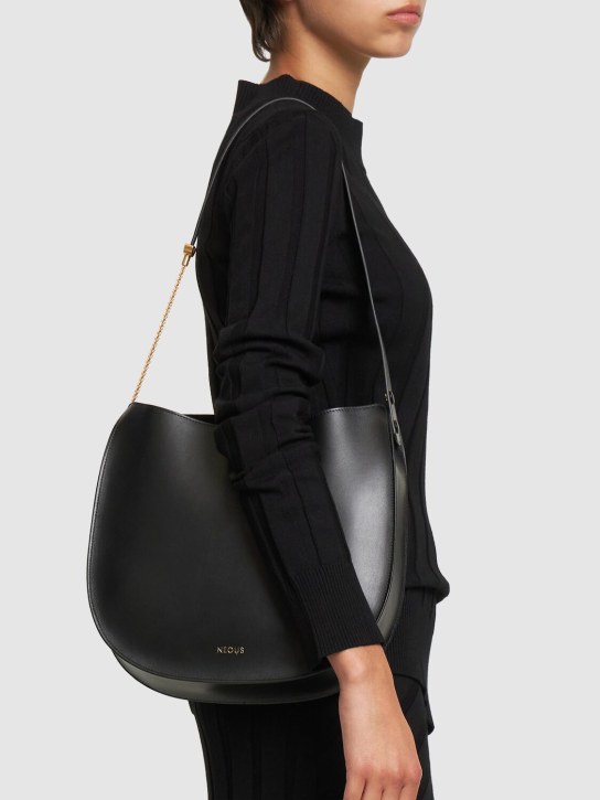 Neous: Corvus Saddle leather shoulder bag - women_1 | Luisa Via Roma