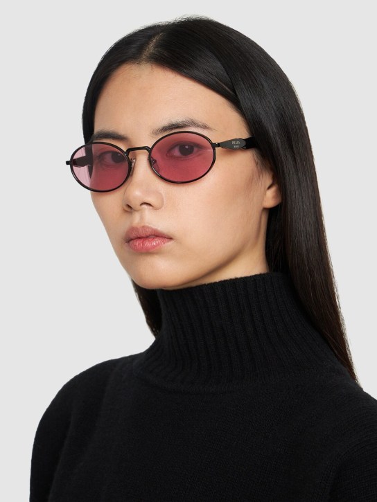 Prada: Heritage oval metal sunglasses - Black/Fuchsia - women_1 | Luisa Via Roma