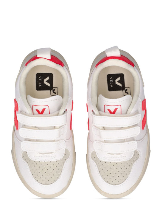 Veja: V-10 chrome-free leather strap sneakers - White/Neon Red - kids-boys_1 | Luisa Via Roma