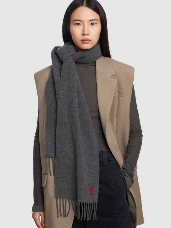 AMI Paris: Ami De Coeur wool scarf - Dark Grey - women_1 | Luisa Via Roma