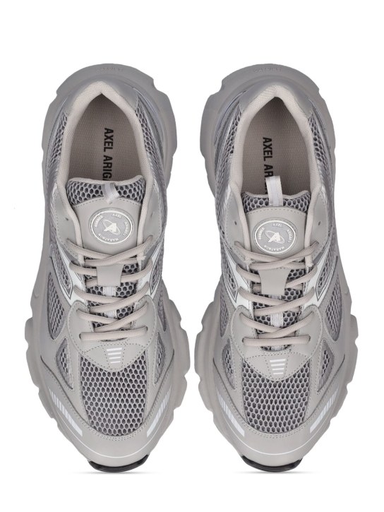 Axel Arigato: Marathon Runner sneakers - Grey/Silver - men_5 | Luisa Via Roma