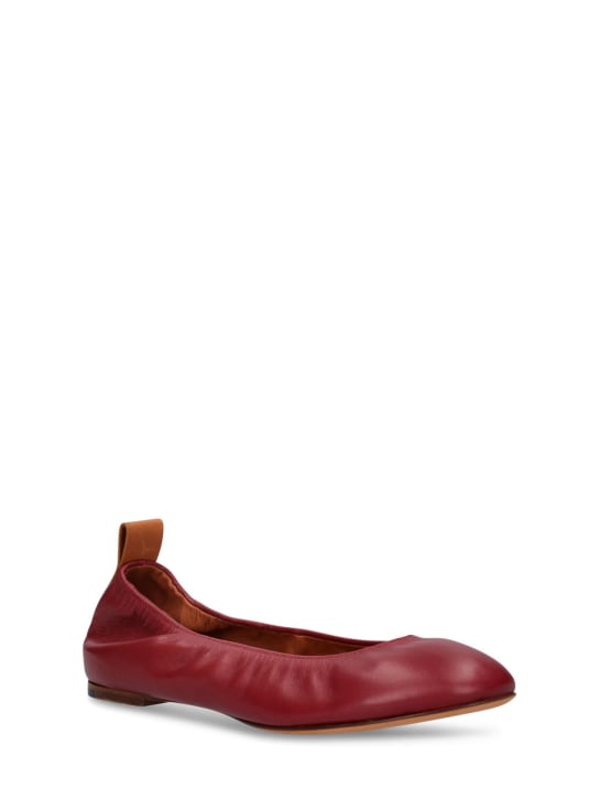 Lanvin: 5mm Leather ballerina flats - Bordeaux - women_2 | Luisa Via Roma