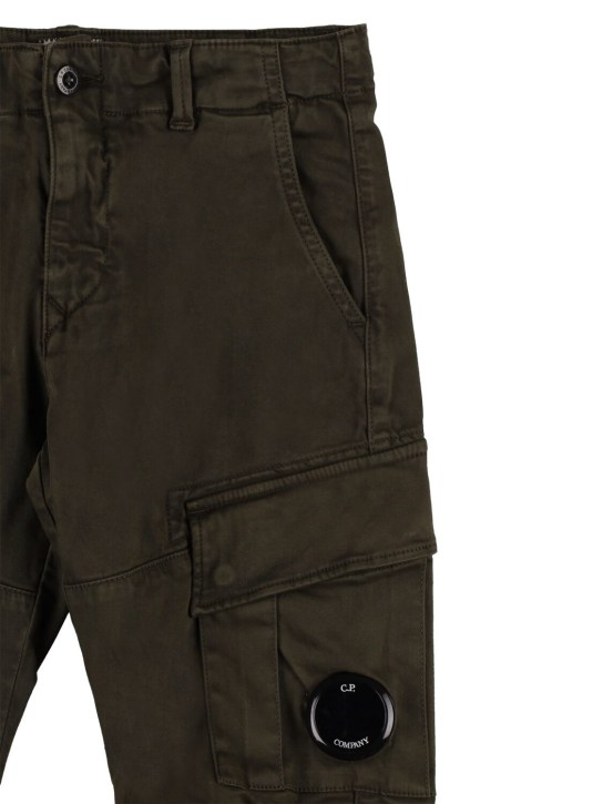 C.P. Company: Stretch satin cargo pants - Green - kids-boys_1 | Luisa Via Roma