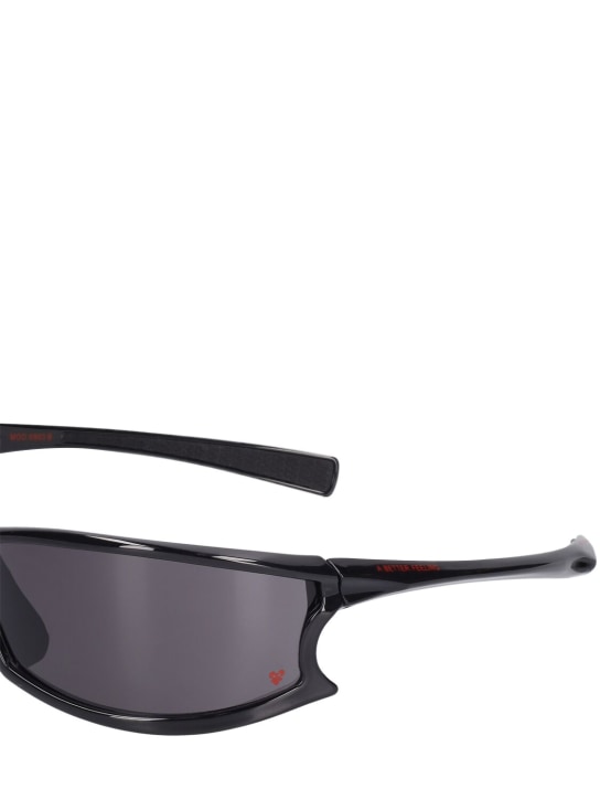 A BETTER FEELING: Onyx Black sunglasses - women_3 | Luisa Via Roma