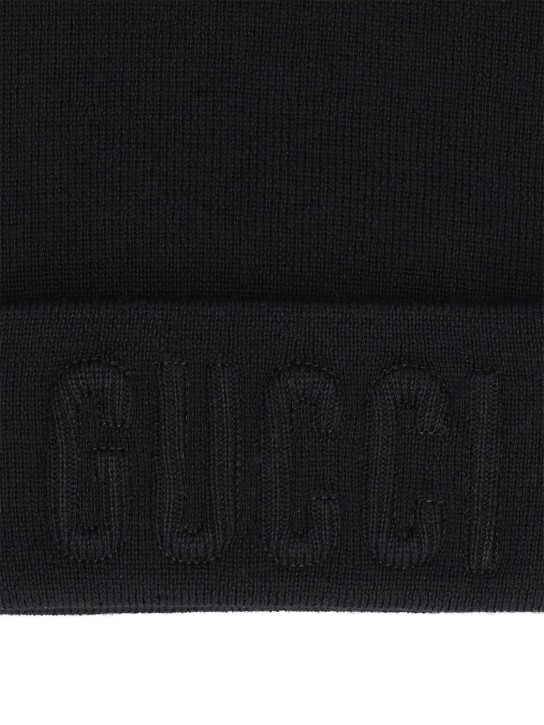Gucci: Bonnet en maille de laine brodée - Noir - men_1 | Luisa Via Roma