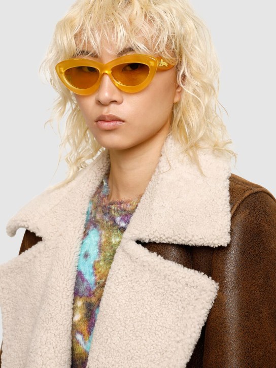 Loewe: Curvy cat-eye acetate sunglasses - women_1 | Luisa Via Roma
