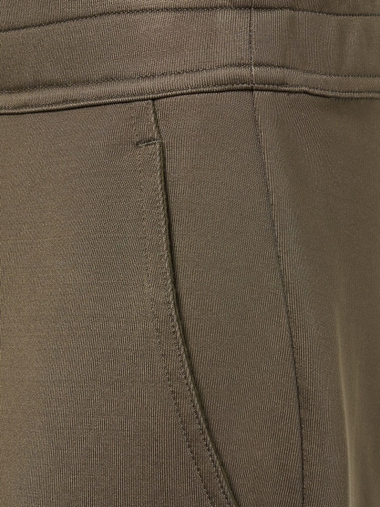 Tom Ford: 粘胶纤维平纹针织短裤 - 深橄榄绿 - men_1 | Luisa Via Roma