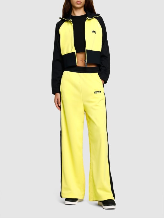 Moncler Genius: Moncler x adidas tech sweatpants - Black/Yellow - women_1 | Luisa Via Roma