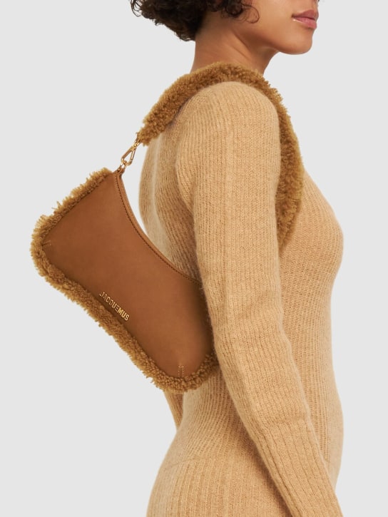 Jacquemus: Le Bisou Doux leather shoulder bag - Camel - women_1 | Luisa Via Roma