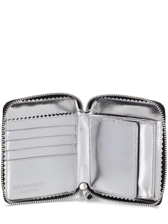 Comme des Garçons Wallet: Mirror inside leather wallet - Gümüş - women_1 | Luisa Via Roma