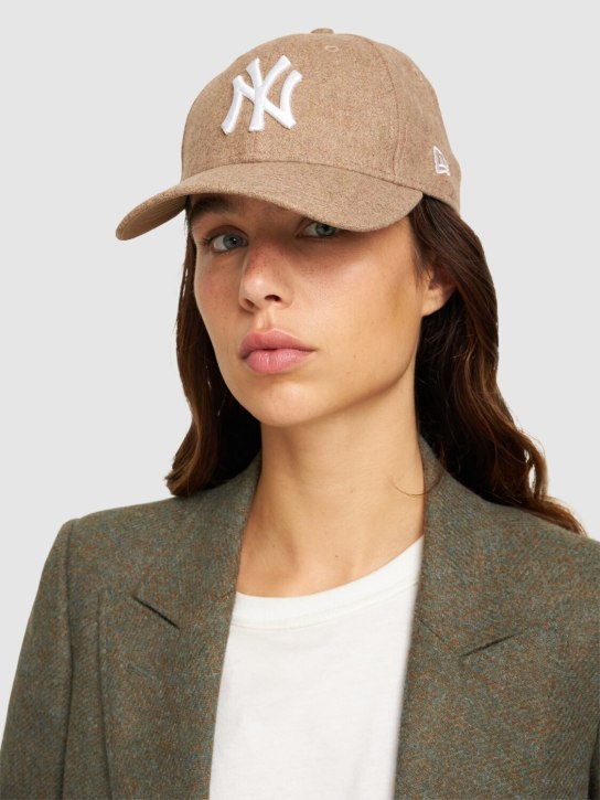 New Era: Wool 9Forty New York Yankees cap - women_1 | Luisa Via Roma
