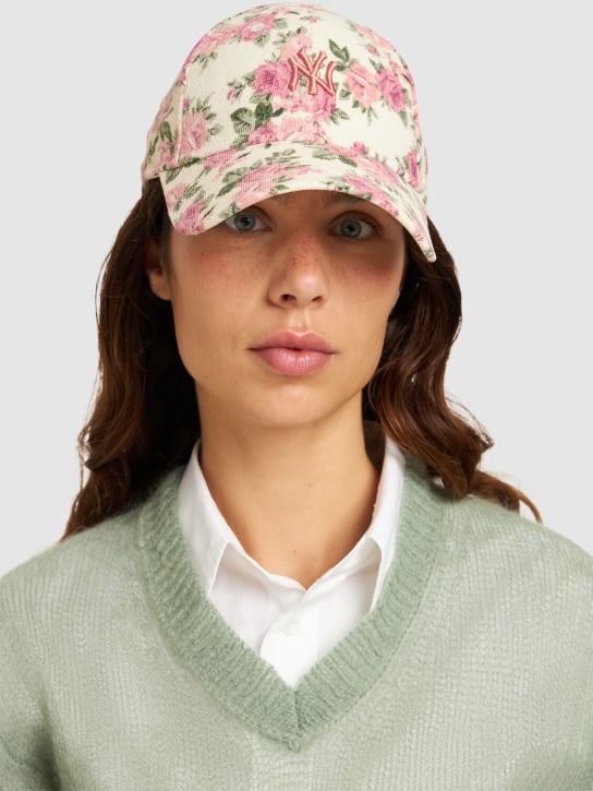 New Era: 9Forty NY Yankees Floral print cap - Pink/White - women_1 | Luisa Via Roma