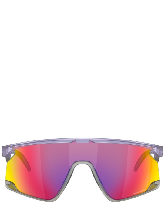 Oakley: Bxtr Mask sunglasses - Fuchsia/Purple - men_0 | Luisa Via Roma