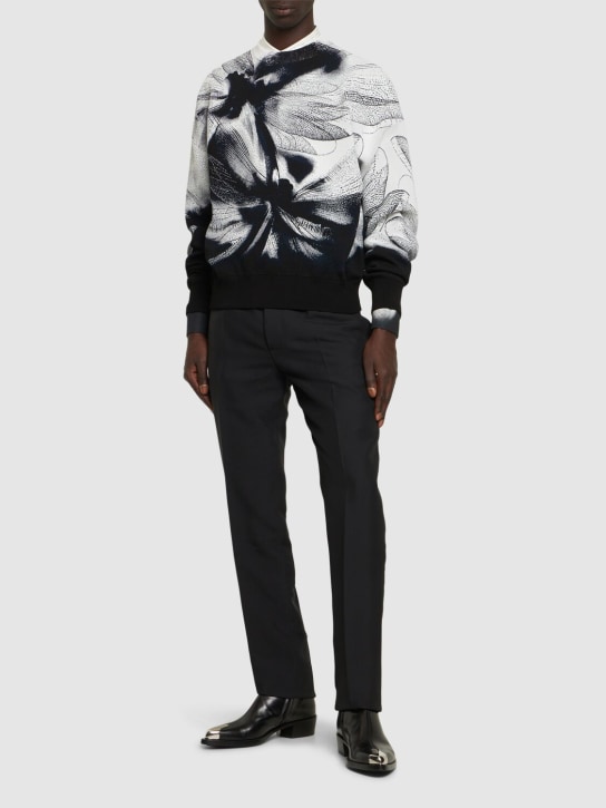 Alexander McQueen: Dragonfly viscose blend sweater - men_1 | Luisa Via Roma