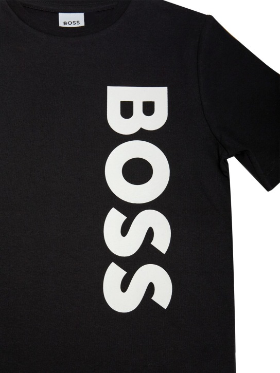 Boss: コットンジャージーTシャツ＆ショートパンツ - ブラック/グレー - kids-boys_1 | Luisa Via Roma