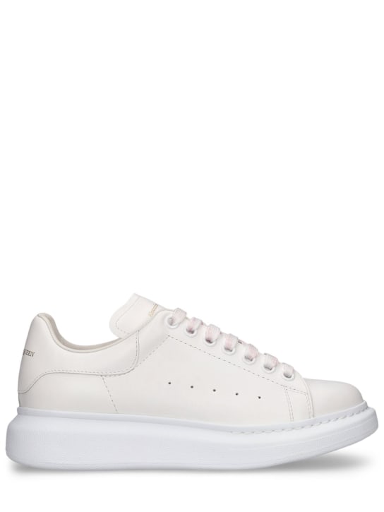 Alexander McQueen: 45mm Leather sneakers - Beyaz - women_0 | Luisa Via Roma
