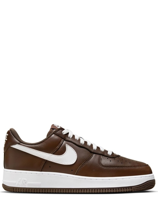 Nike: Sneakers Air Force 1 Low Retro - Chocolate/White - men_0 | Luisa Via Roma